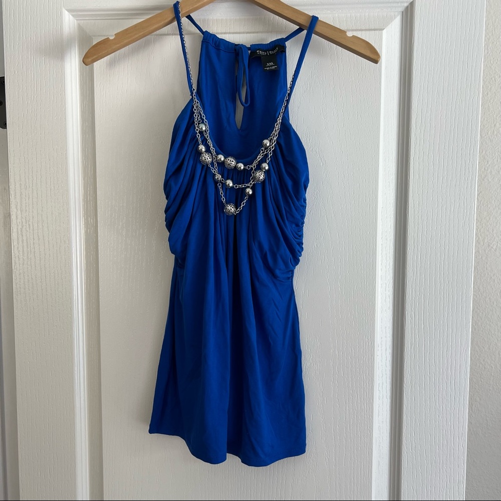 White Black House Market Blue Top with Silver Necklace XXS